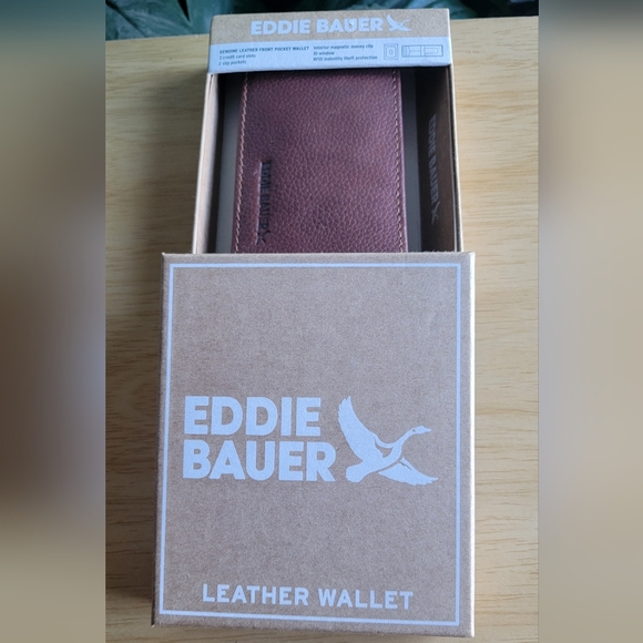 EDDIE BAUER Leather Bifold w/Money Clip Wallet.Nwt* - Picture 9 of 10